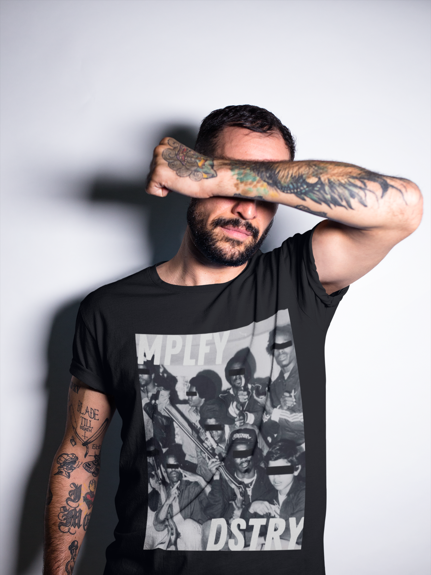 GANGSTA Classic Fit AmplifyDestroy Print Tee Shirt