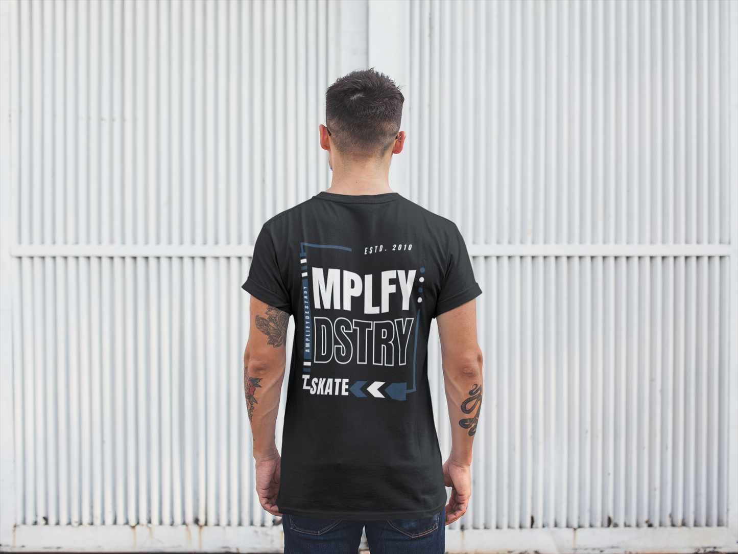 SKATE Classic Fit AmplifyDestroy Print Tee Shirt black skater
