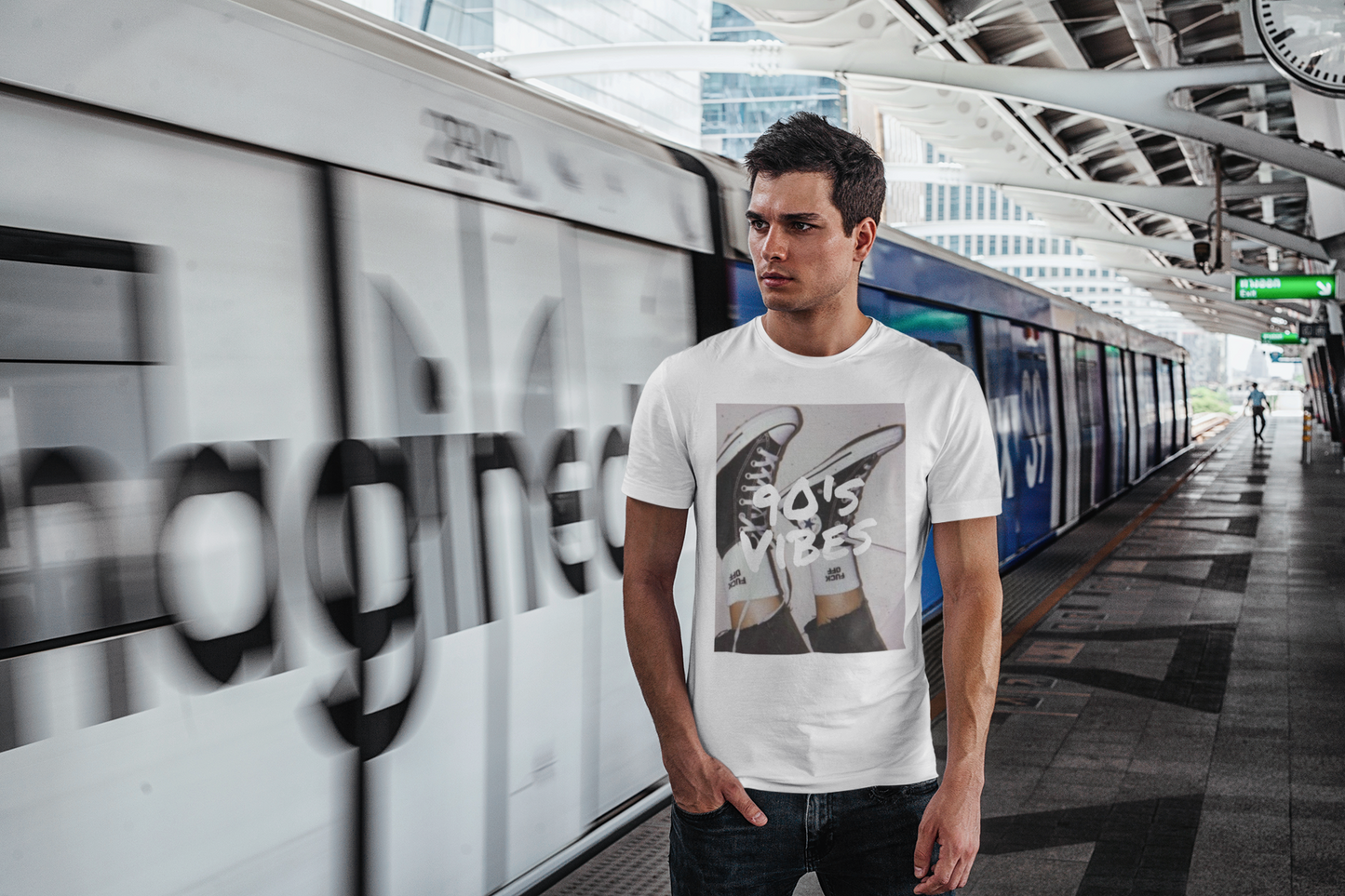 90's Vibes Classic Fit AmplifyDestroy Print Tee Shirt